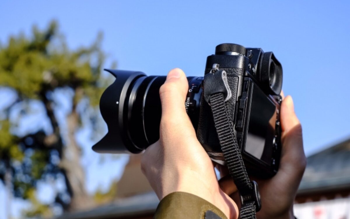 1年前と今との違いを写真に収めている